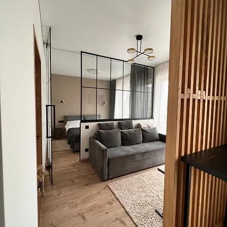 Appartement New In Oezjhorod